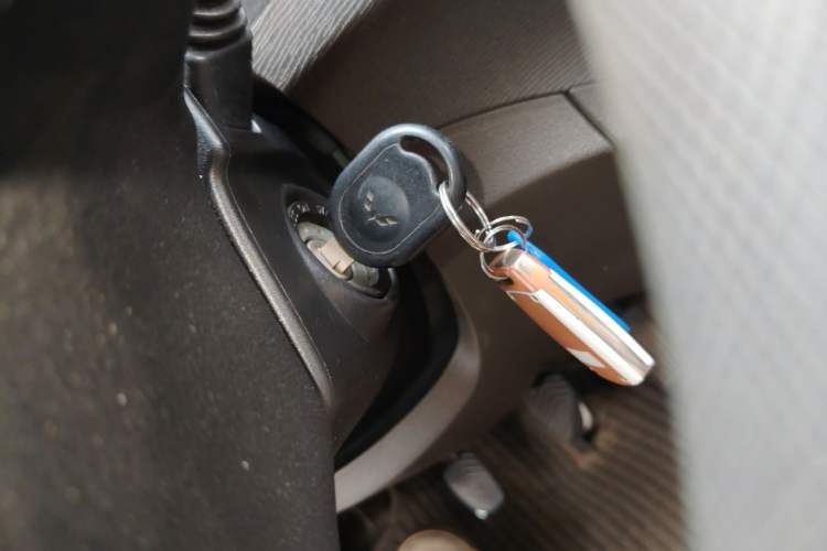 Used Wuling Hongguang 2014 1.5L S Standard Version Vehicle Key
