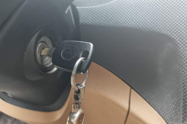 Used Wuling Hongguang 2014 1.5L S Comfort Model Vehicle Key