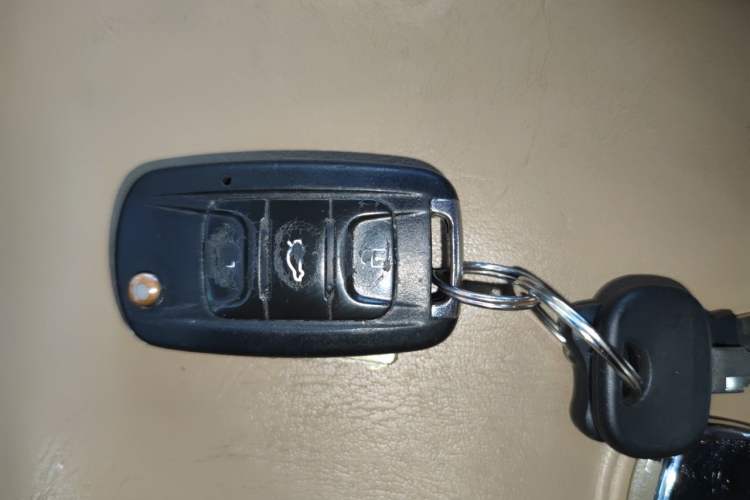 Used Wuling Hongguang 2014 1.5L S Comfort Model Vehicle Key