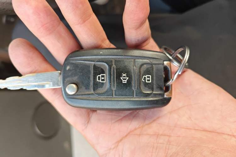 Used Wuling Hongguang 2014 1.5L S Standard Version Vehicle Key