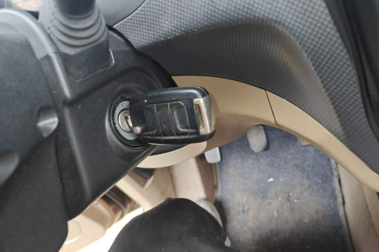 Used Wuling Hongguang 2014 1.5L S Comfort Model Vehicle Key