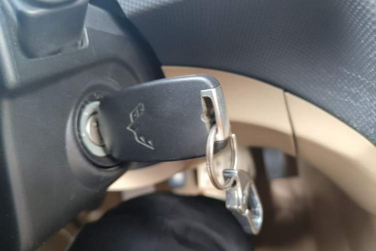 Used Wuling Hongguang 2014 1.5L S Comfort Model Vehicle Key