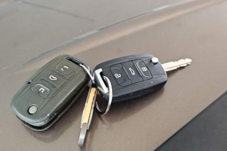 Used Wuling Hongguang 2014 1.5L S Luxury Model Vehicle Key