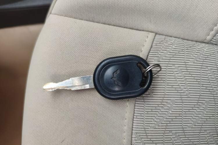 Used Wuling Hongguang 2014 1.5L S Standard Version Vehicle Key