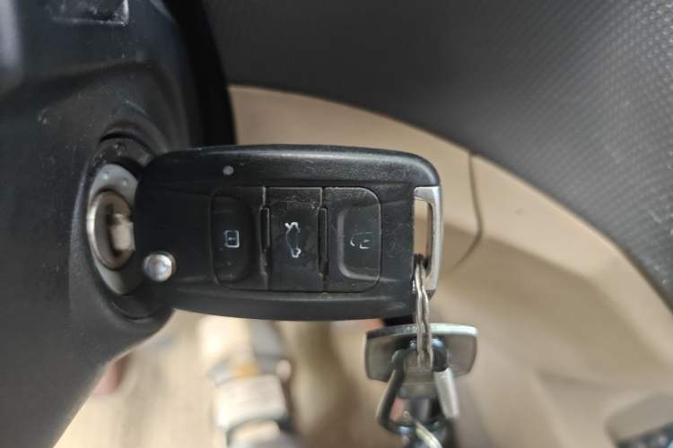 Used Wuling Hongguang 2014 1.5L S Comfort Model Vehicle Key