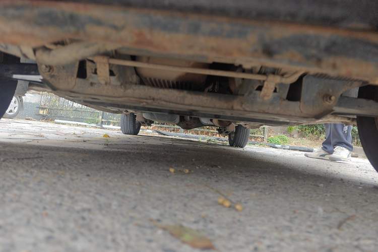 Used Wuling Hongguang 2014 1.5L Standard Version Chassis Front