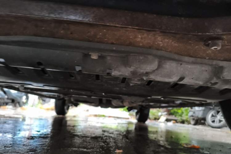 Used Wuling Hongguang 2014 1.5L S Comfort Model Chassis Front