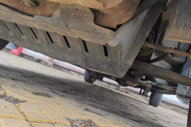 Used Wuling Hongguang 2014 1.2L Base Model China IV Chassis Front