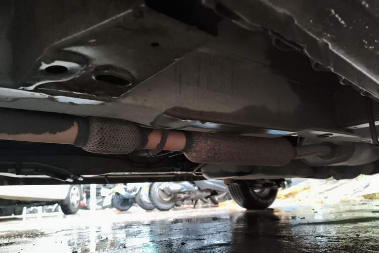 Used Wuling Hongguang 2014 1.5L S Comfort Model Chassis Front Left