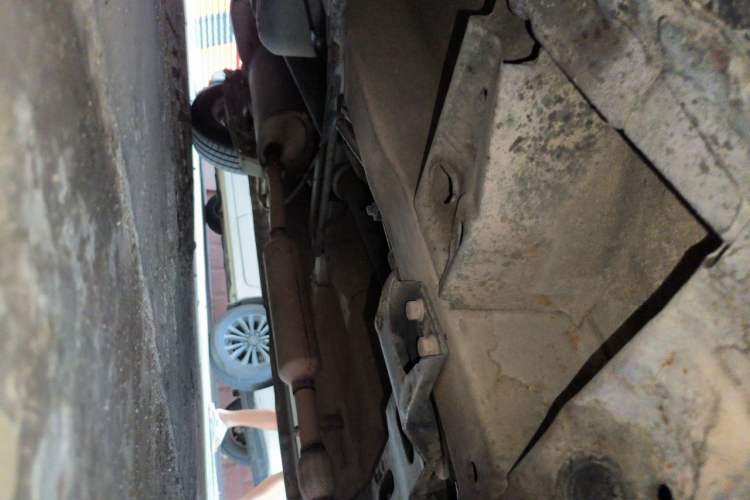 Used Wuling Hongguang 2014 1.5L S Luxury Model Chassis Front Right