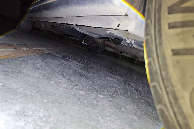 Used Wuling Hongguang 2014 1.5L S Comfort Model Chassis Front Right