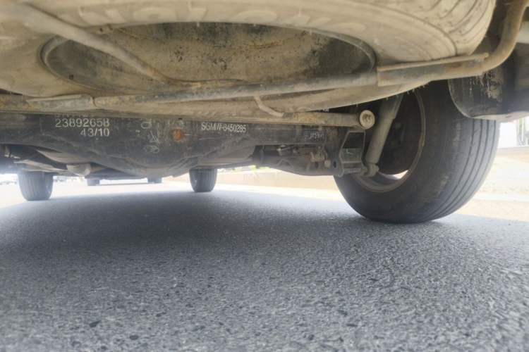 Used Wuling Hongguang 2014 1.5L S Luxury Model Chassis Rear