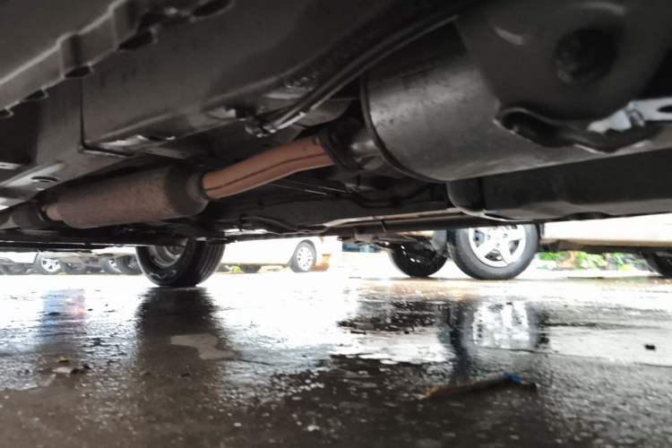 Used Wuling Hongguang 2014 1.5L S Comfort Model Chassis Rear Left