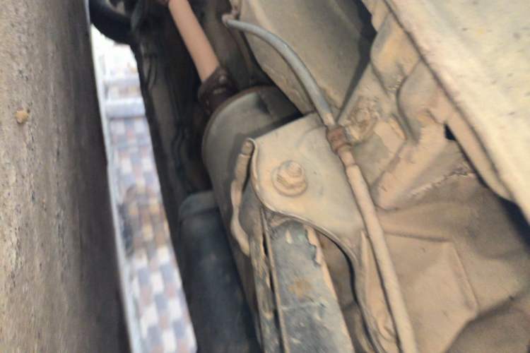Used Wuling Hongguang 2014 1.5L S Luxury Model Chassis Rear Left