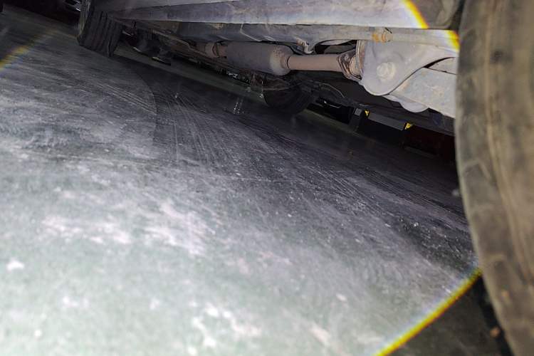 Used Wuling Hongguang 2014 1.5L S Comfort Model Chassis Rear Left