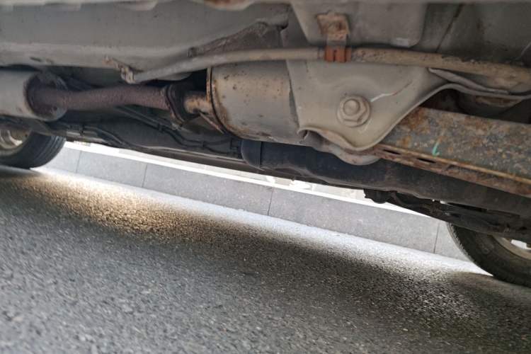 Used Wuling Hongguang 2014 1.5L S Standard Version Chassis Rear Left