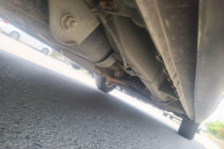 Used Wuling Hongguang 2014 1.5L S Luxury Model Chassis Rear Right