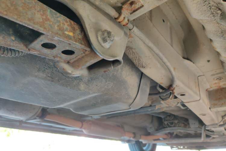 Used Wuling Hongguang 2014 1.5L S Luxury Model Chassis Rear Right