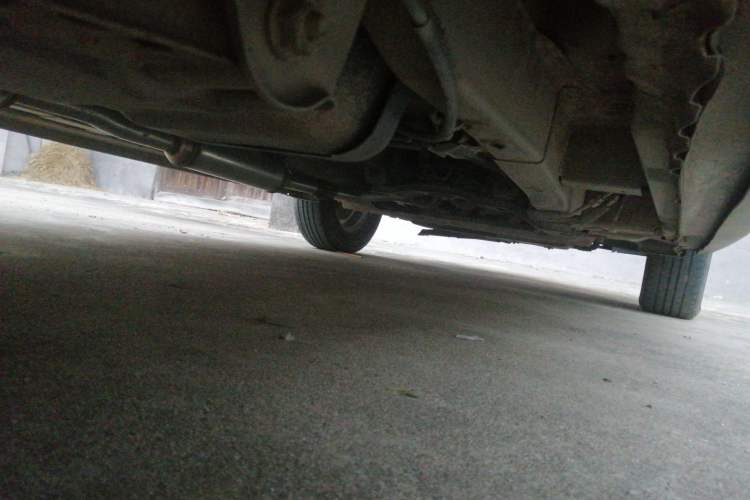 Used Wuling Hongguang 2014 1.5L S Comfort Model Chassis Rear Right