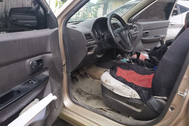 Used Wuling Hongguang 2014 1.2L Base Model China IV Driver Seat