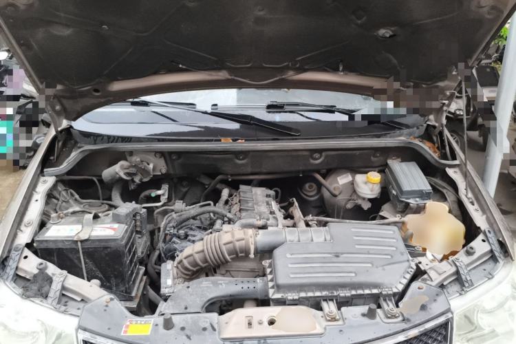 Used Wuling Hongguang 2014 1.5L S Comfort Model Engine Bay
