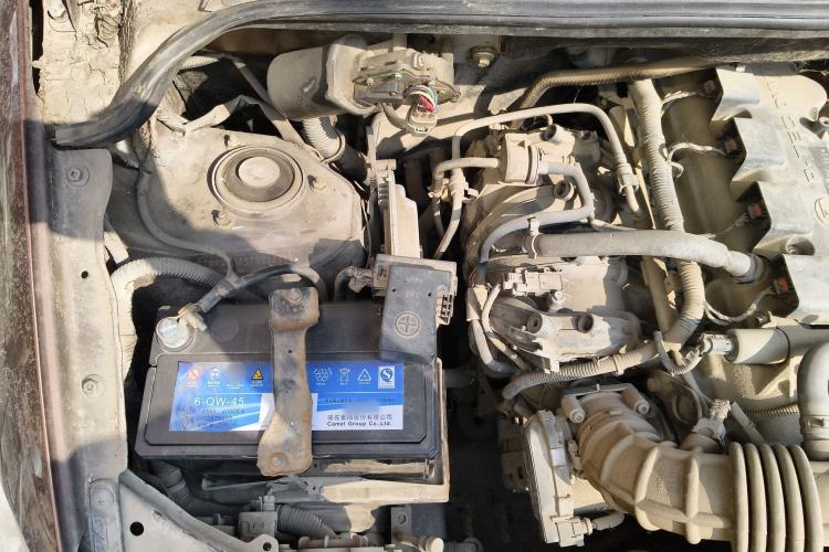 Used Wuling Hongguang 2014 1.5L S Luxury Model Engine Bay Right