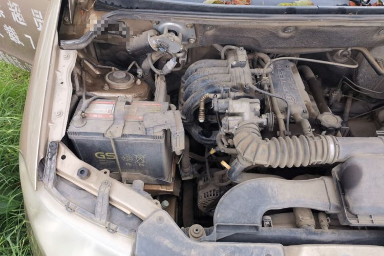 Used Wuling Hongguang 2014 1.2L Base Model China IV Engine Bay Right