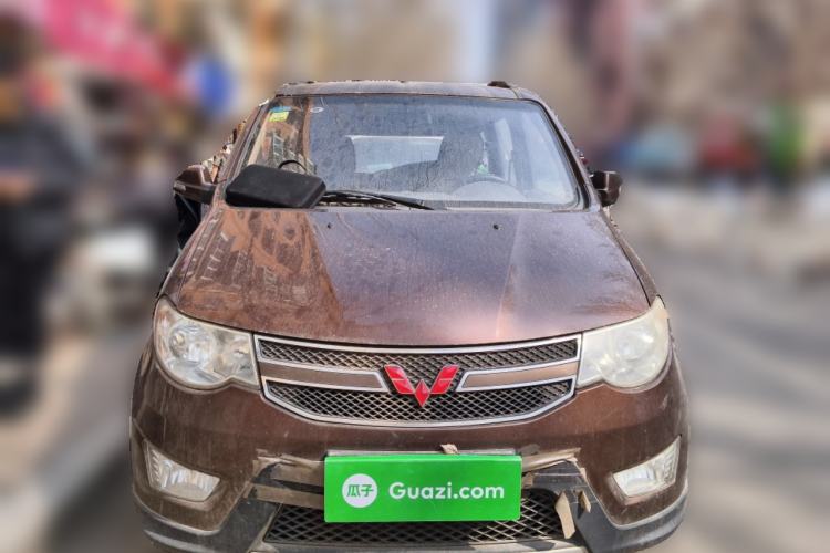 Used Wuling Hongguang 2014 1.5L S Luxury Model Front