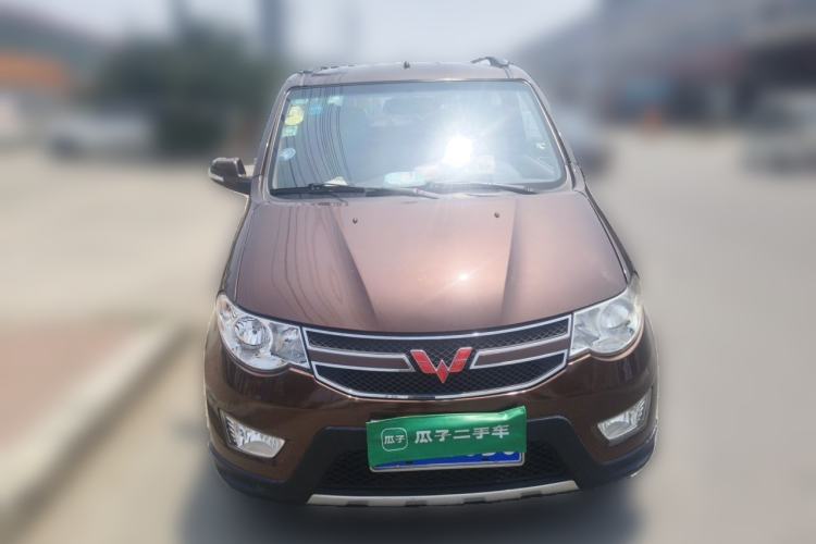 Used Wuling Hongguang 2014 1.5L S Luxury Model Front
