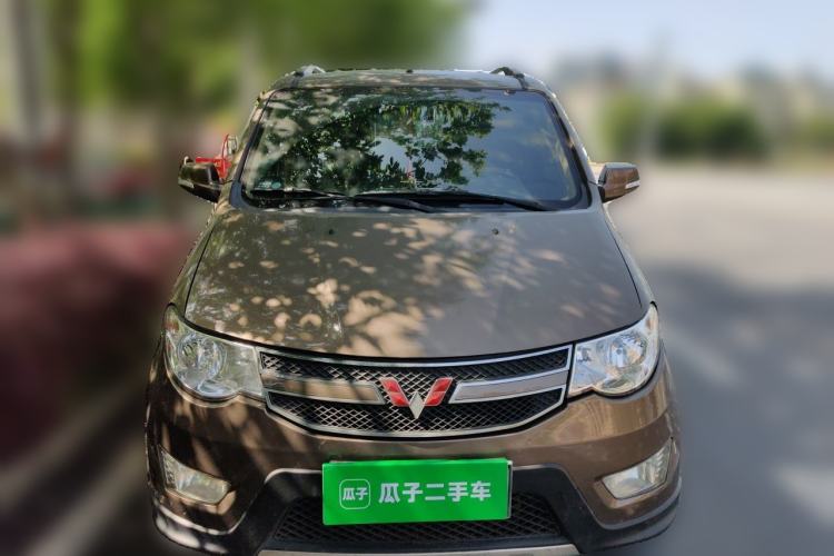 Used Wuling Hongguang 2014 1.5L S Luxury Model Front