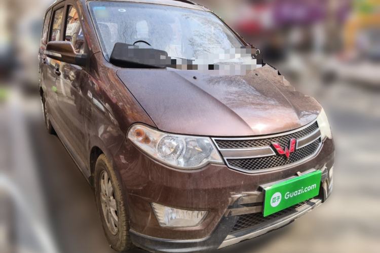 Used Wuling Hongguang 2014 1.5L S Luxury Model Front Right 45 Deg