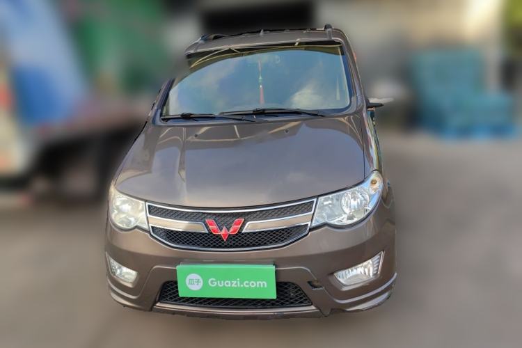 Used Wuling Hongguang 2014 1.5L S Standard Version Front