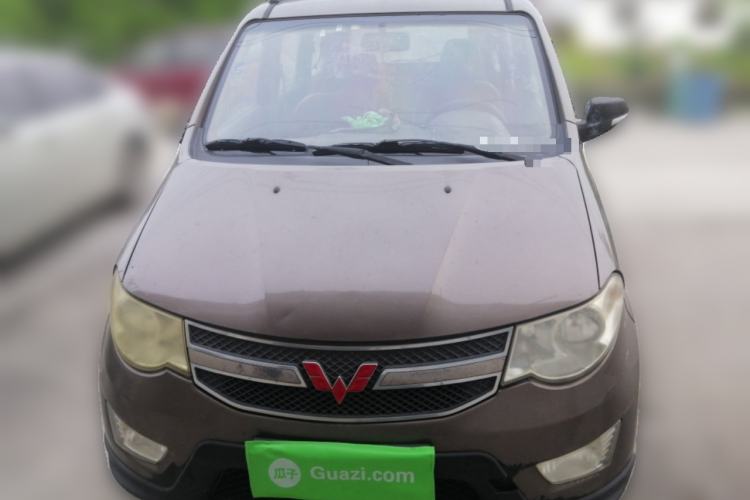 Used Wuling Hongguang 2014 1.5L S Comfort Model Front