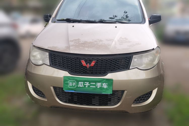 Used Wuling Hongguang 2014 1.2L Base Model China IV Front