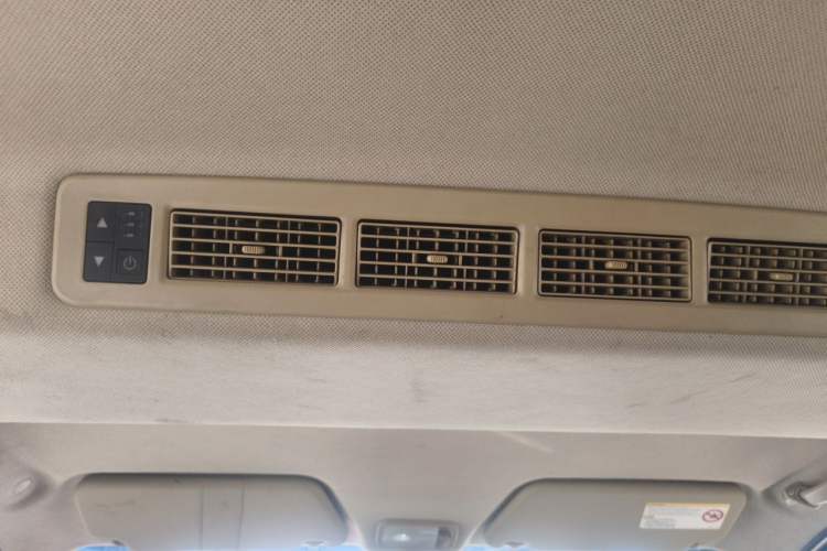 Used Wuling Hongguang 2014 1.5L S Luxury Model Headliner