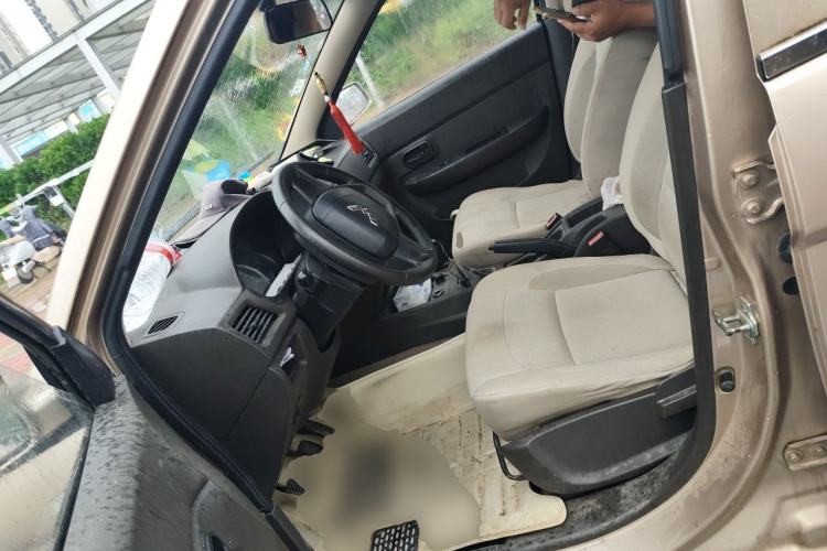 Used Wuling Hongguang 2014 1.5L Standard Version Left Front Seat
