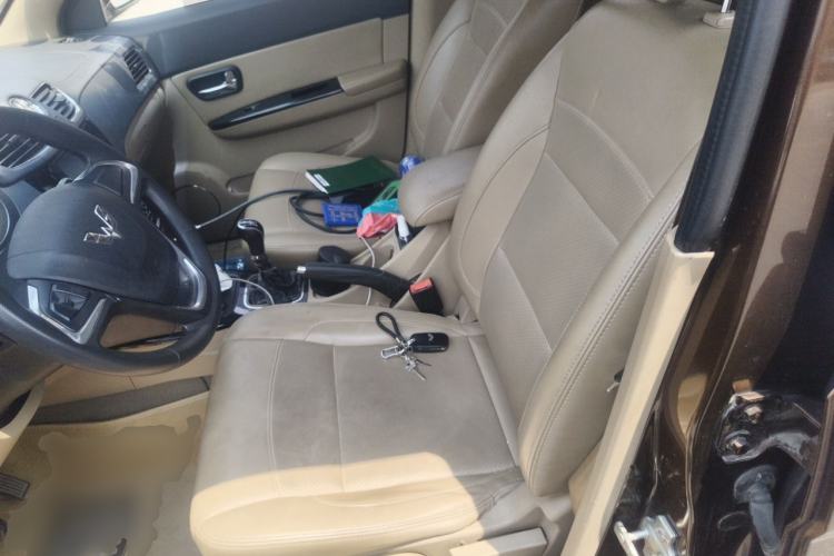 Used Wuling Hongguang 2014 1.5L S Luxury Model Left Front Seat