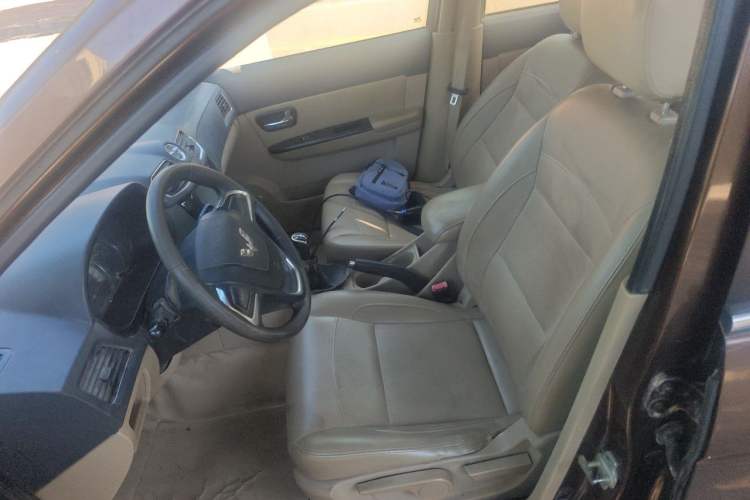 Used Wuling Hongguang 2014 1.5L S Standard Version Left Front Seat