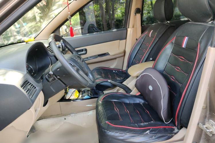 Used Wuling Hongguang 2014 1.5L S Luxury Model Left Front Seat