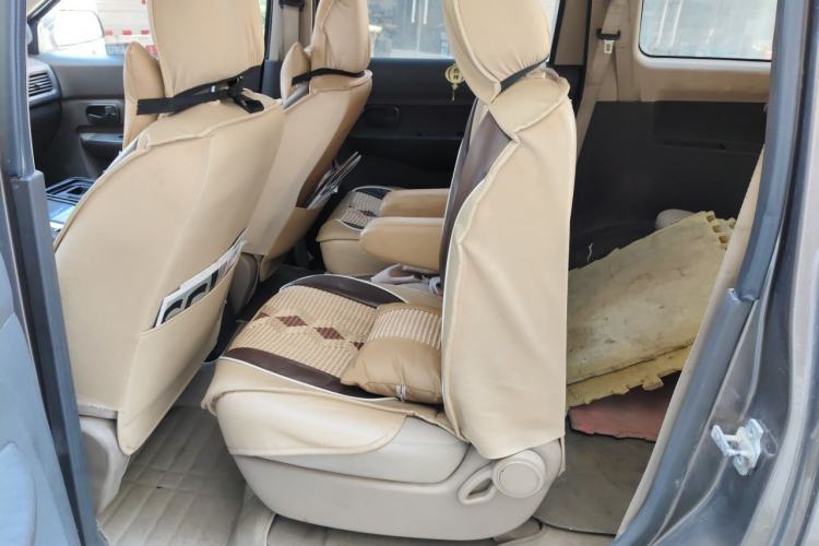 Used Wuling Hongguang 2014 1.2L S Standard Version China IV Standard Left Rear Seat
