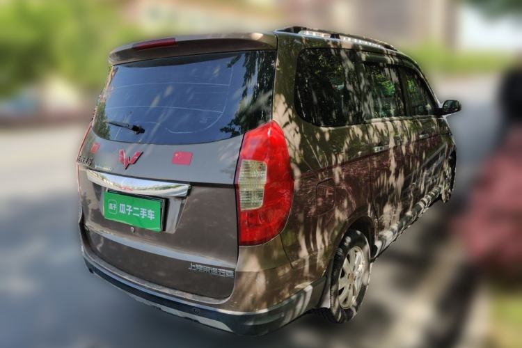 Used Wuling Hongguang 2014 1.5L S Luxury Model Rear Right 45 Deg