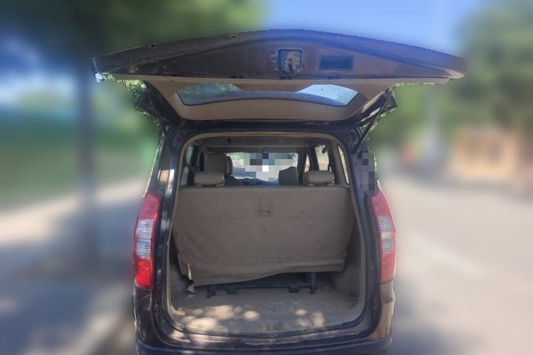 Used Wuling Hongguang 2014 1.5L S Standard Version Trunk