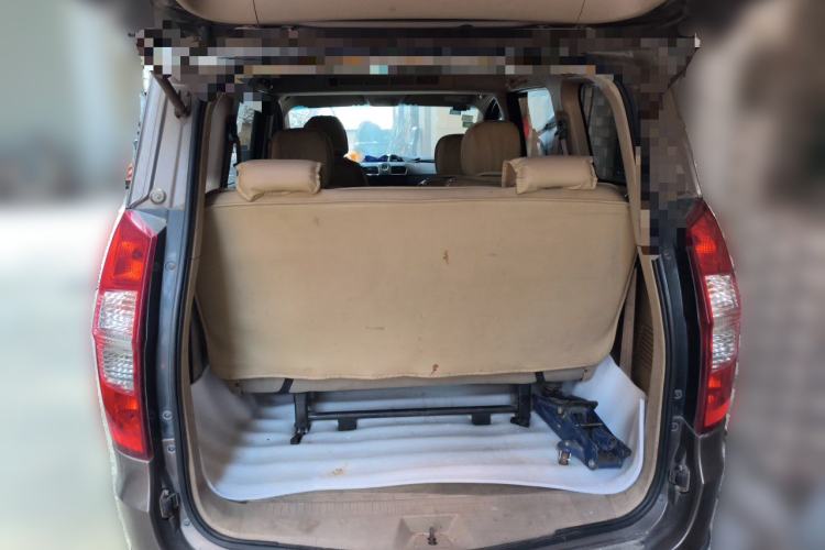 Used Wuling Hongguang 2014 1.5L S Luxury Model Trunk