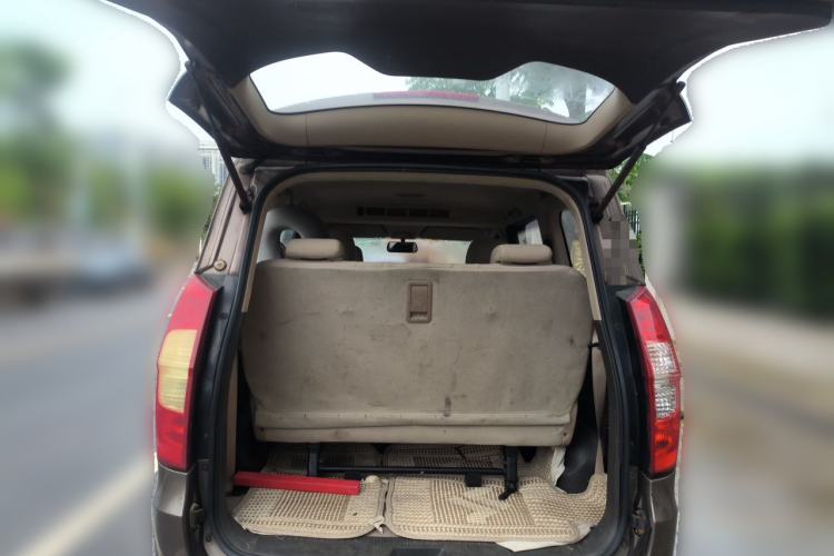 Used Wuling Hongguang 2014 1.5L S Standard Version Trunk