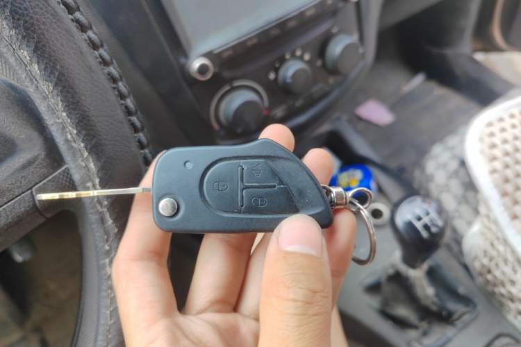 Used Wuling Hongguang 2014 1.5L Standard Version Vehicle Key