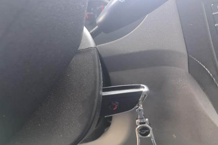Used Wuling Hongguang 2014 1.2L Base Model China IV Vehicle Key