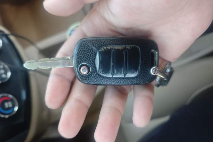 Used Wuling Hongguang 2014 1.5L S Standard Version Vehicle Key