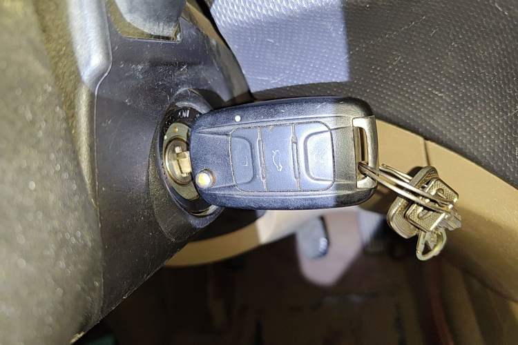 Used Wuling Hongguang 2014 1.5L S Comfort Model Vehicle Key