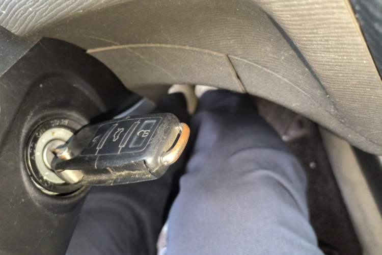 Used Wuling Hongguang 2014 1.5L S Standard Version Vehicle Key