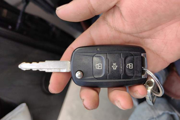 Used Wuling Hongguang 2014 1.5L S Standard Version Vehicle Key